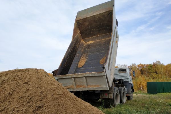 Topsoil Delivery Service