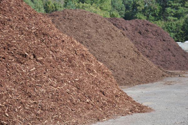 Brown Mulch Delivery in Danville